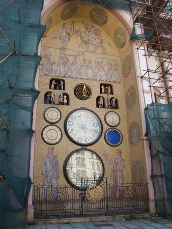 Astronomical Clock (Olomouc, Czech Republic): Top Tips Before You Go ...