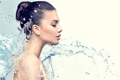 Hyaluronic Acid: Properties, benefits and effects - Cosmoderma.it