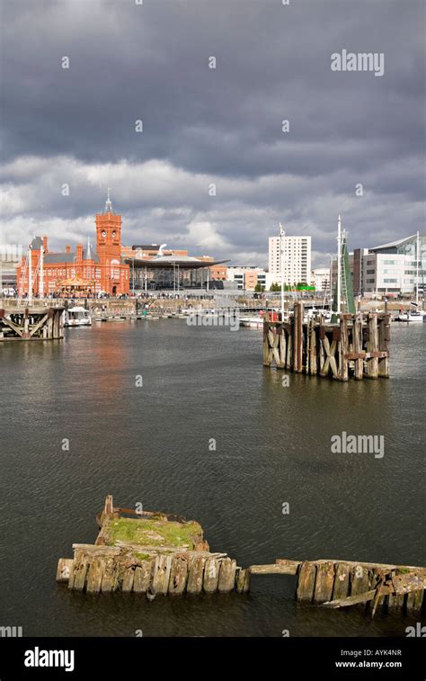 Tiger bay, cardiff hi-res stock photography and images - Alamy