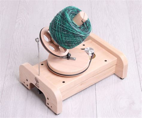 Ashford e-Ball Winder - Small to Jumbo Electronic Electric Ball Winder ...