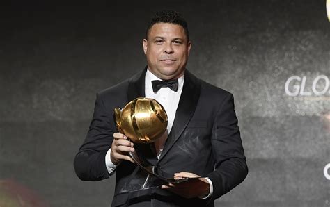 Ronaldo Luís Nazário de Lima (Player Career Award) - Globe Soccer Awards