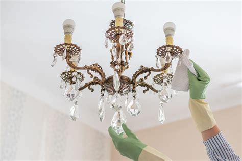 How to Clean a Crystal Chandelier