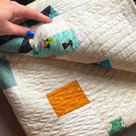 How to Make a Modern Scrap Quilt - Improv Style! - Scrap Fabric Love