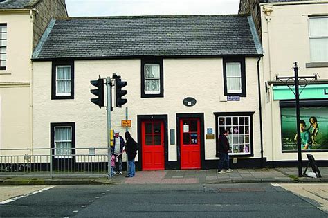 World’s oldest post office sold to a collector