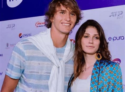 Sascha Zverev and girlfriend Olya Sharypova have great time in Acapulco ...