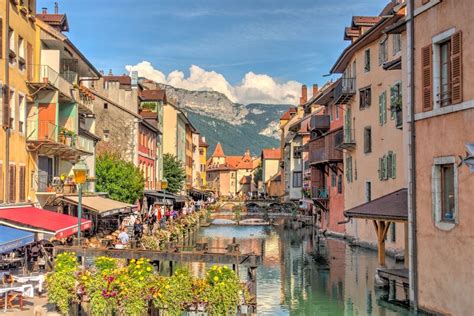 Foodie Things To Do In Annecy, France - Savored Journeys