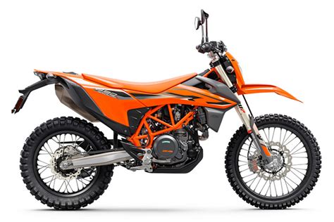 2023 KTM 690 Enduro R and 690 SMC R | First Look Review | Rider Magazine