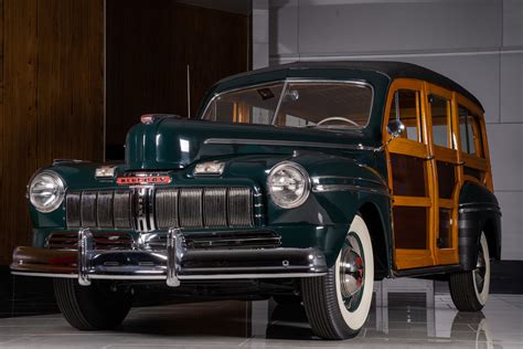 1946 Mercury Woody Wagon – Savoy Automobile Museum