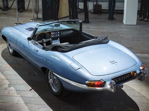 Electric Jaguar E-Type Has Better Performance, Same Range As Gas Model ...