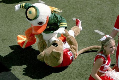 Oregon Ducks Mascot Push Ups