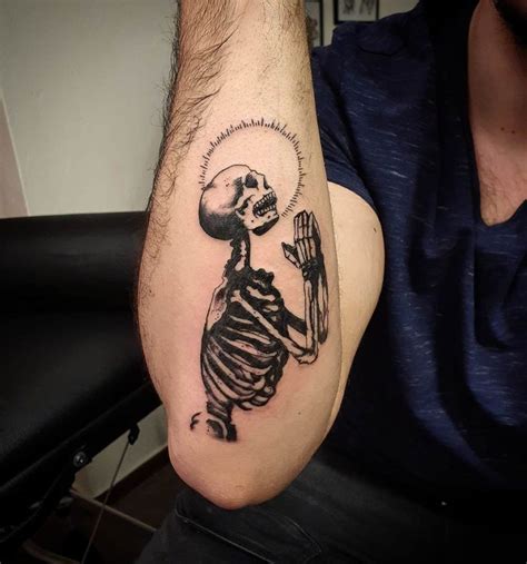 101 Amazing Skeleton Tattoo Ideas That Will Blow Your Mind! | Outsons ...