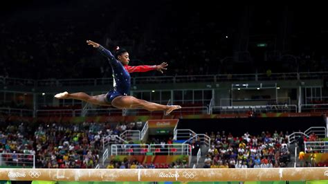 Gymnastics Team Final: Simone Biles and the U.S. Women Go for Gold - The New York Times