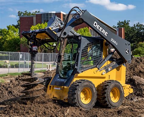 John Deere launches new skid steers, compact track loader