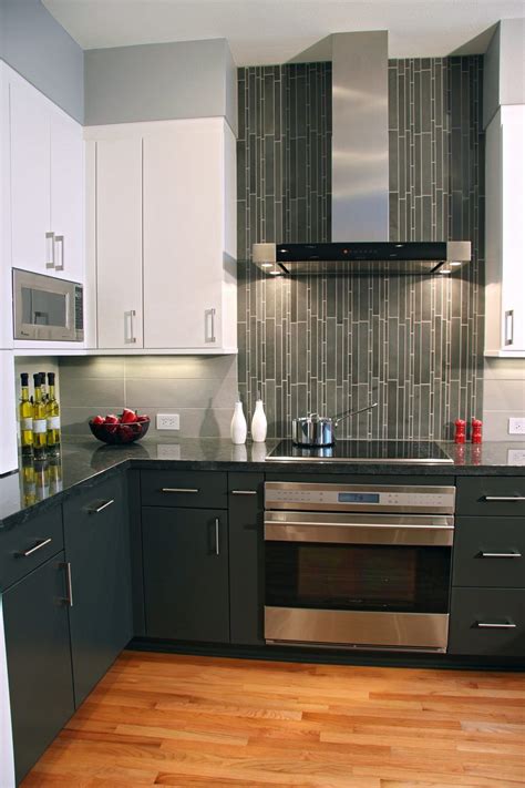 Pin by Kris Boyle on Kitchen | Contemporary kitchen backsplash ...