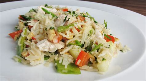 Vietnamese Rice and Chicken Salad | Searching for Spice