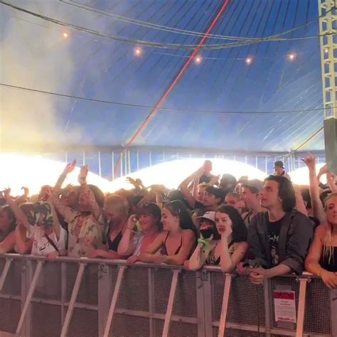 SEA GIRLS ≅ on Twitter: "You lot! 😍 Thanks for having us @OfficialRandL 💛 that was out of this ...