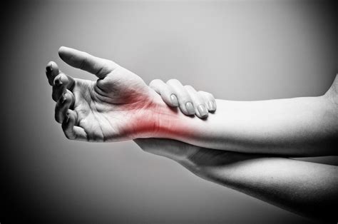 Wrist Injuries | Wrist Disorders | MedlinePlus