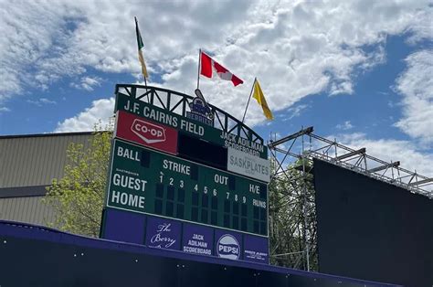 Saskatoon Berries serve themed concession at baseball home opener | 650 CKOM