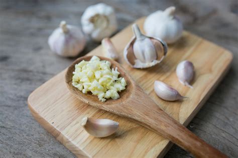 How To Mince Garlic | Step By Step Guide | Dalstrong © – Dalstrong Canada