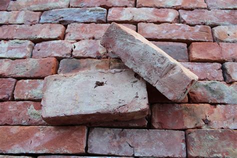 Salvaged red bricks from France | BCA Antique Materials