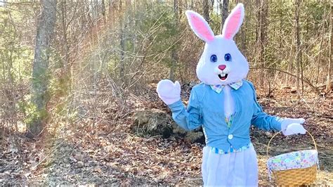 Easter Bunny Surprise Easter Egg Hunt! - YouTube