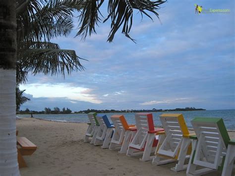 Luxury Beach Front Resort in Placencia Belize - Laru Beya ReviewTravel ...