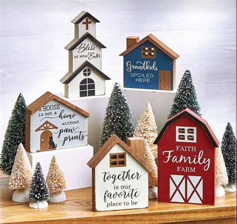 Pin by Yovana Quispe on Christmas | Christmas decor diy, Small wooden ...