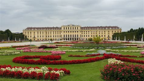 Schonbrunn Palace- Vienna, Austria – MDT Travels
