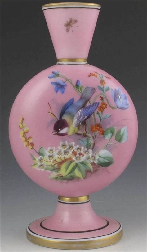 Bird Art Diy, Asian Vases, Painted Glass Vases, Antique Perfume Bottles, Pink Vase, Antique Vase ...