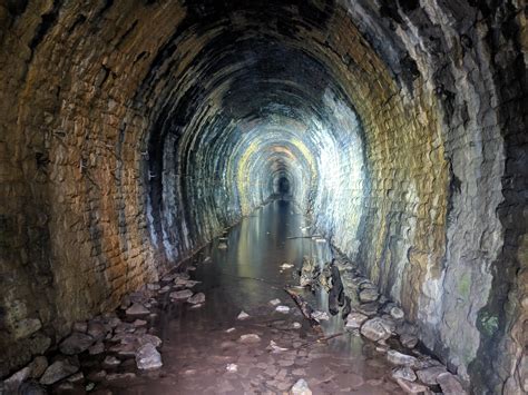 Inside the Abandoned Railway Tunnels of the Forest Of Dean (oc) : r ...