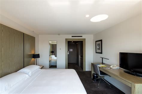 Hotel Review: Hyatt Regency Sydney (Harbour View King) — The Shutterwhale