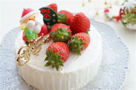 5 Festive Facts About Japanese Christmas Cake - Savvy Tokyo