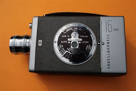 hakkahing's old cameras & lenses: G.B.- Bell & Howell 16mm Movie Camera