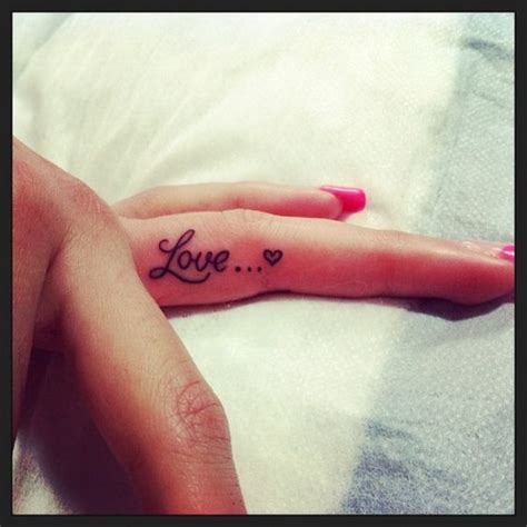 50 Beautiful Finger Tattoo for Women - For Creative Juice