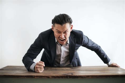 What Is a Hostile Work Environment? - RequestLegalHelp.com