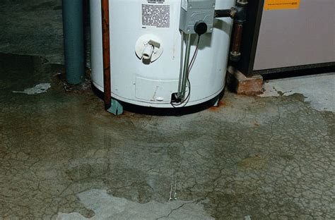 What Should I Do if My Water Heater is Leaking? - Bieg Plumbing