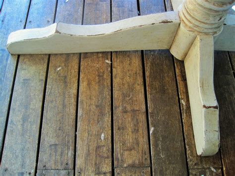 Table Pedestal And Floor Free Stock Photo - Public Domain Pictures