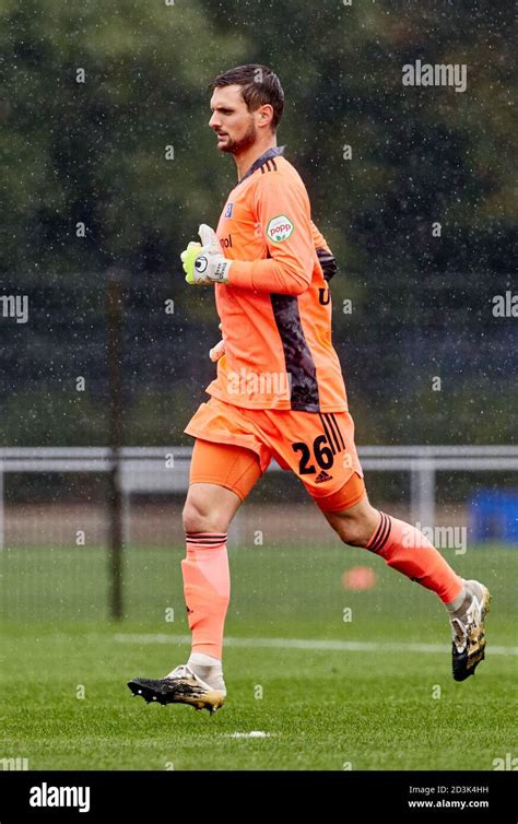 Hamburg, Germany. 08th Oct, 2020. Football: Test match, Hamburger SV ...