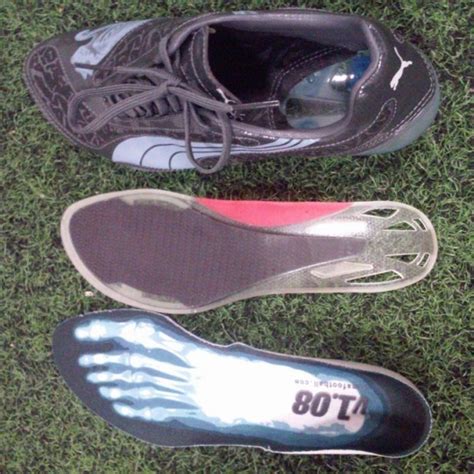 Cleatology - Puma v1.08 Tricks - Soccer Cleats 101