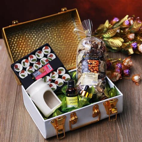 Customized Raksha Bandhan Hamper for sisters - agrohort.ipb.ac.id