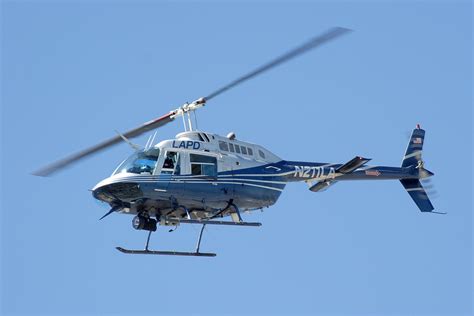 Helicopter - Wikipedia