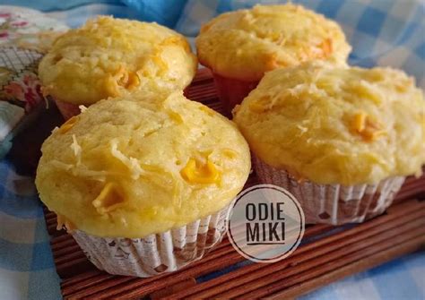 Resep Muffin Jagung Manis Keju isi Ayam oleh Jodie Mikidori - Cookpad