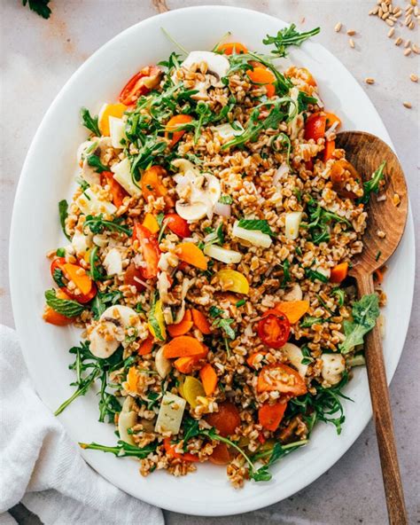 Hearty Farro Salad – A Couple Cooks