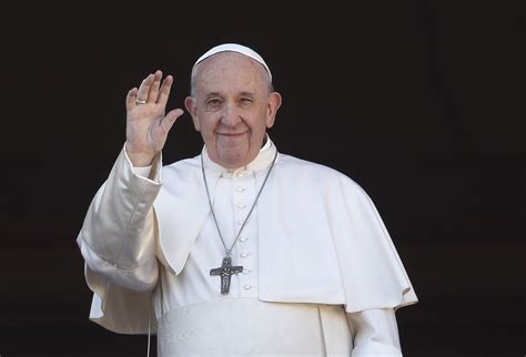 Pope Francis uses Christmas Day message to plead for equitable access ...