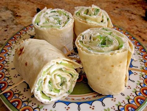 Cucumber and Cream Cheese Sandwich Rolls (with Lavash Bread) - Christina's Cucina