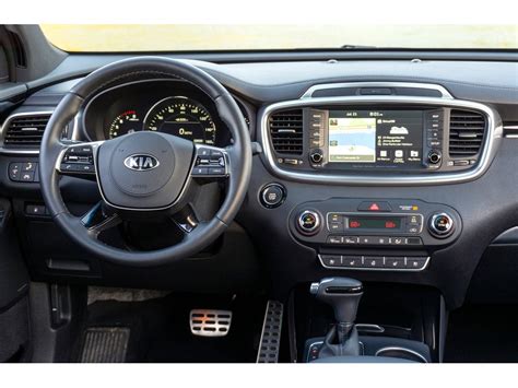 2020 Kia Sorento: 189 Interior Photos | U.S. News