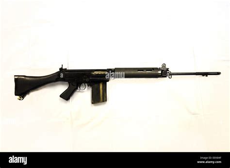 L1A1 SLR Rifle 7.62mm British Stock Photo - Alamy