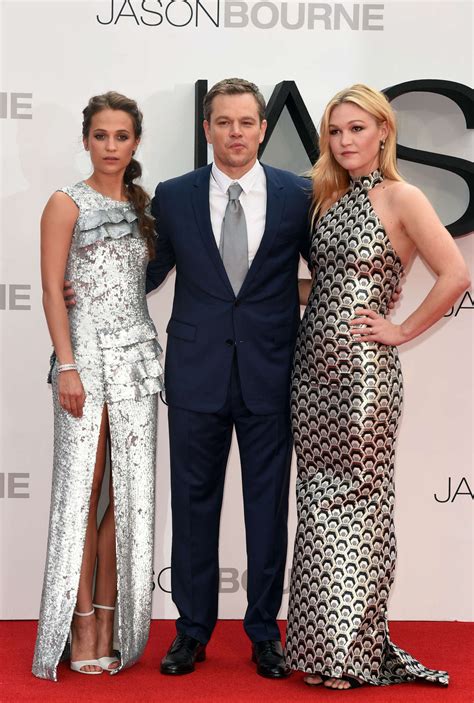 Julia Stiles: Jason Bourne UK Premiere -20 - GotCeleb