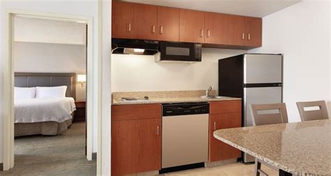 Hotels in Cherry Creek Denver - Hampton Inn & Suites Denver