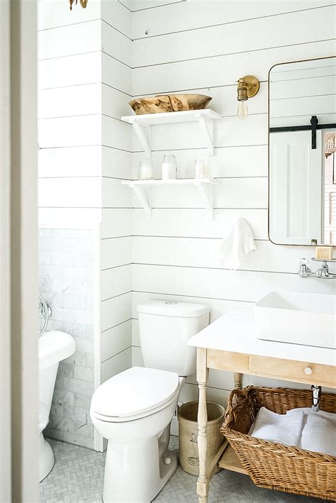 10 Beautiful bathrooms with shiplap walls | The Inspired Hive